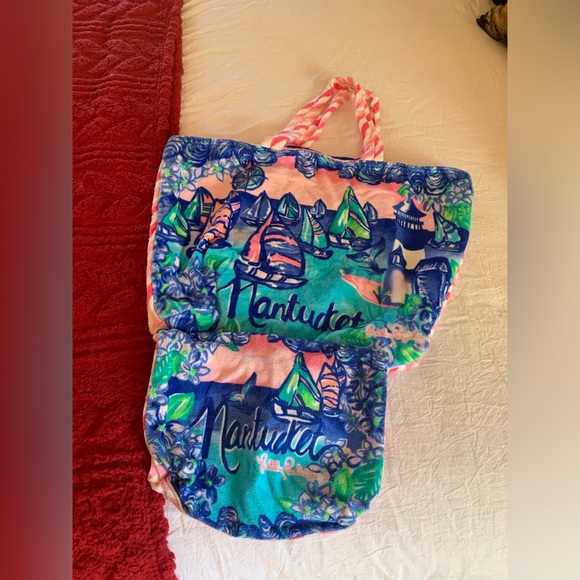 Lilly Pulitzer Handbags - Lilly Pulitzer Nantucket’s beach terrycloth destination, tote AND zip pouch NWT